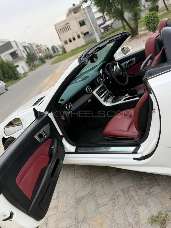 Mercedes Benz SLK Class 2013 for Sale in Lahore Mercedes Benz SLK Class 2013 for Sale in Lahore Image-6