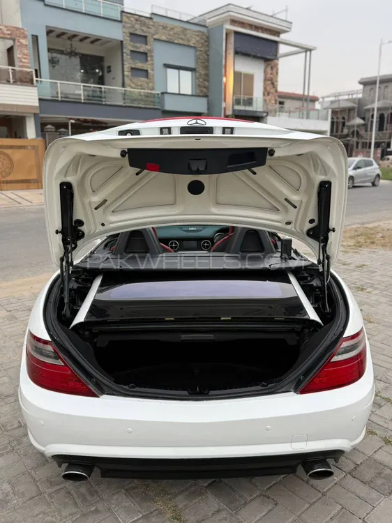 Mercedes Benz SLK Class 2013 for Sale in Lahore Mercedes Benz SLK Class 2013 for Sale in Lahore Image-11