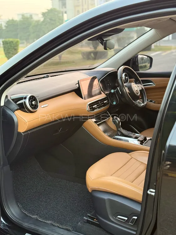 MG HS 2021 for Sale in Gujranwala MG HS 2021 for Sale in Gujranwala Image-9