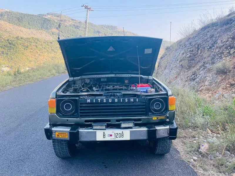 Mitsubishi Pajero 1986 for Sale in Abbottabad Mitsubishi Pajero 1986 for Sale in Abbottabad Image-11