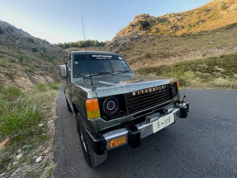 Mitsubishi Pajero 1986 for Sale in Abbottabad Mitsubishi Pajero 1986 for Sale in Abbottabad Image-2