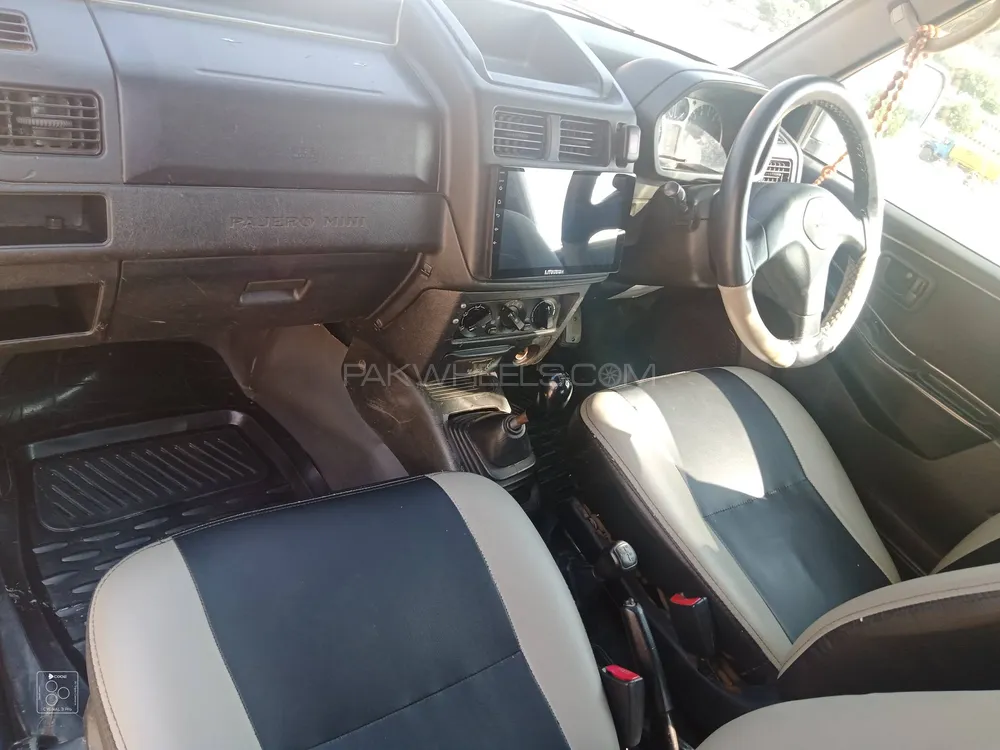Mitsubishi Pajero Mini 2001 for Sale in Islamabad Mitsubishi Pajero Mini 2001 for Sale in Islamabad Image-6