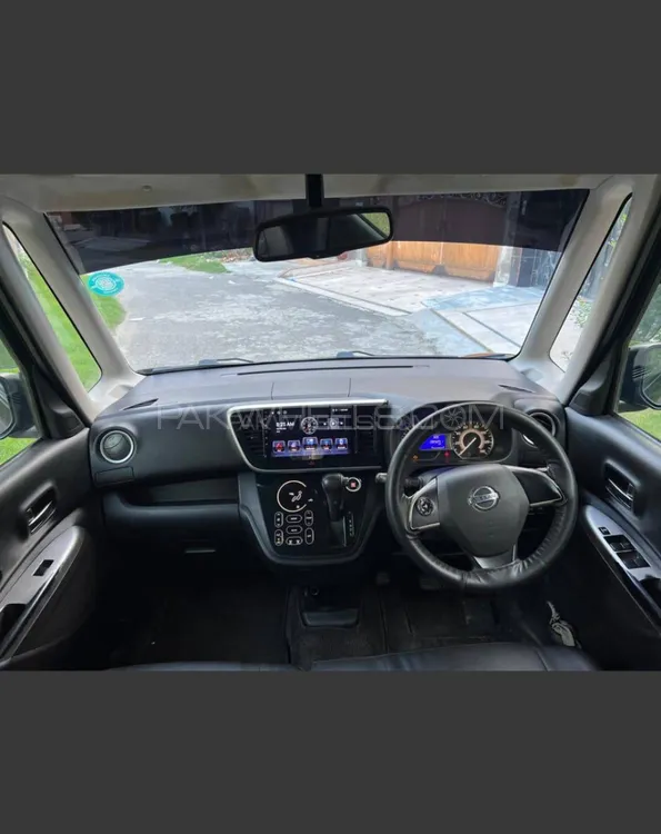 Nissan Dayz Roox 2014 for Sale in Rawalpindi Nissan Dayz Roox 2014 for Sale in Rawalpindi Image-11