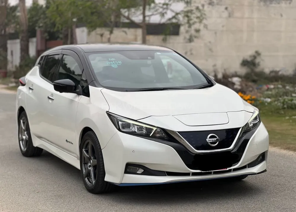 Nissan Leaf 2020 for Sale in Lahore Nissan Leaf 2020 for Sale in Lahore Image-1
