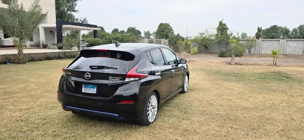 Nissan Leaf 2021 for Sale in Lahore Image-1