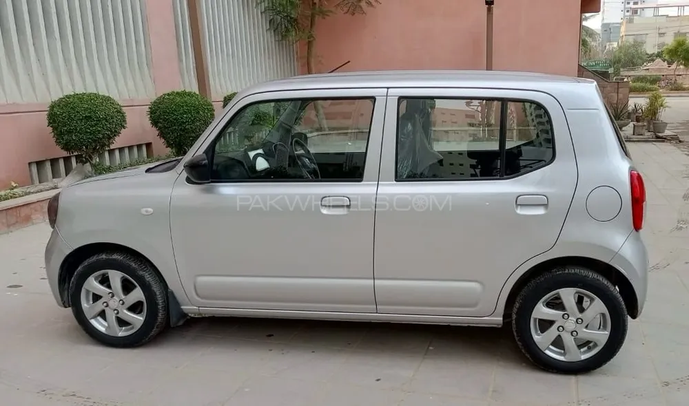 Suzuki Alto Lapin 2023 for Sale in Karachi Suzuki Alto Lapin 2023 for Sale in Karachi Image-2