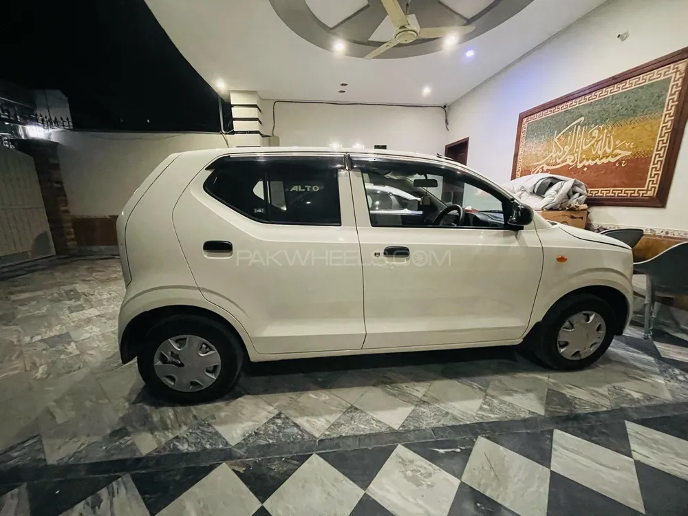 Suzuki Alto 2023 for Sale in Sahiwal Suzuki Alto 2023 for Sale in Sahiwal Image-9