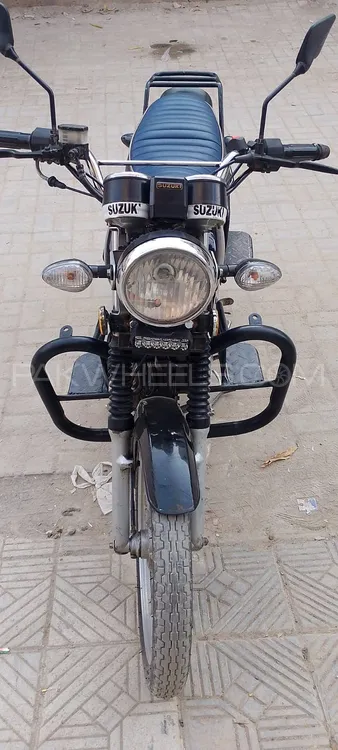 Suzuki GS 150 2017 for Sale Suzuki GS 150 2017 for Sale Image-3