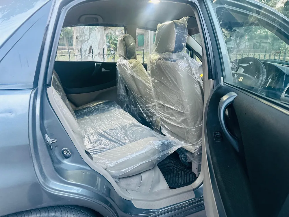 Suzuki Liana 2010 for Sale in Lahore Suzuki Liana 2010 for Sale in Lahore Image-10