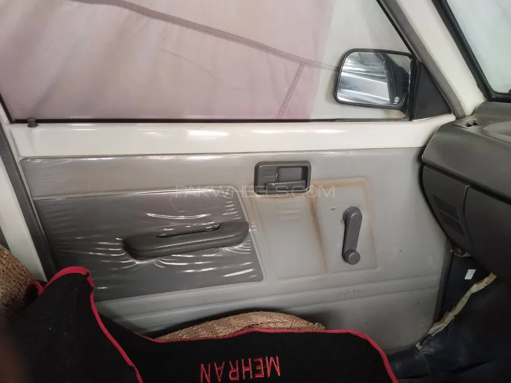 Suzuki Mehran 2011 for Sale in Layyah Suzuki Mehran 2011 for Sale in Layyah Image-3