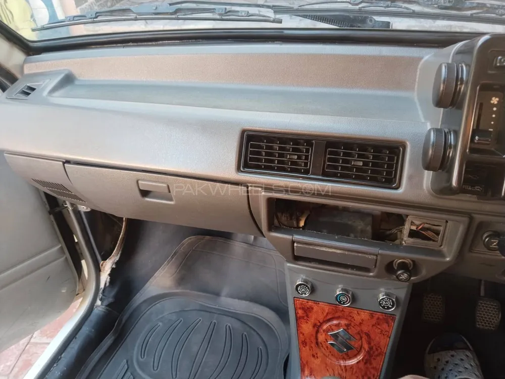 Suzuki Mehran 2011 for Sale in Layyah Suzuki Mehran 2011 for Sale in Layyah Image-16