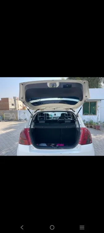 Suzuki Swift 2012 for Sale in Rahim Yar Khan Suzuki Swift 2012 for Sale in Rahim Yar Khan Image-11