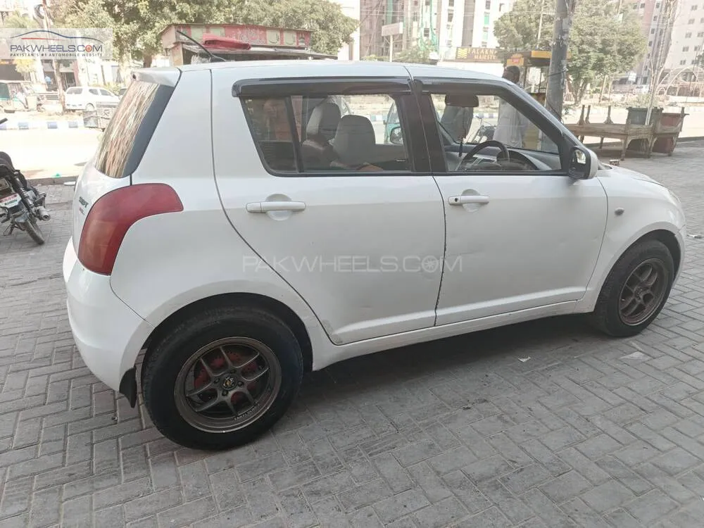 Suzuki Swift 2012 for Sale in Karachi Suzuki Swift 2012 for Sale in Karachi Image-5