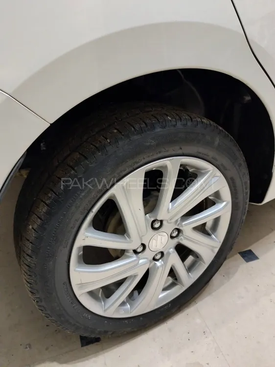 Suzuki Swift 2022 for Sale in Karachi Suzuki Swift 2022 for Sale in Karachi Image-8