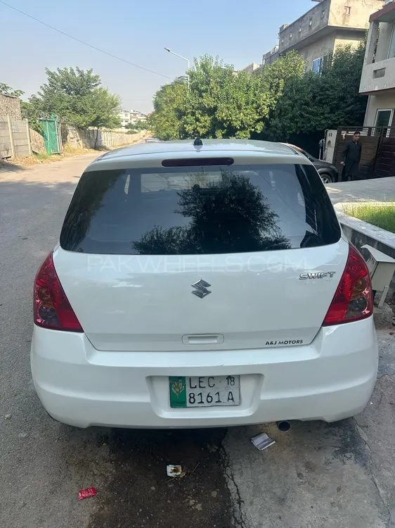سوزوکی سوئفٹ 2018 for Sale in اسلام آباد سوزوکی سوئفٹ 2018 for Sale in اسلام آباد Image-4