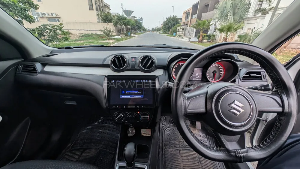 Suzuki Swift 2022 for Sale in Multan Suzuki Swift 2022 for Sale in Multan Image-9