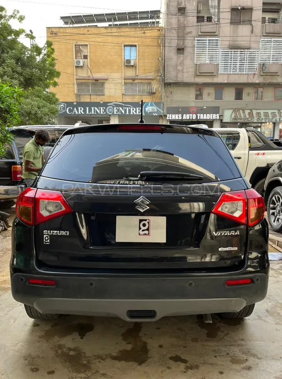 Suzuki Vitara 2017 for Sale in Karachi Suzuki Vitara 2017 for Sale in Karachi Image-9