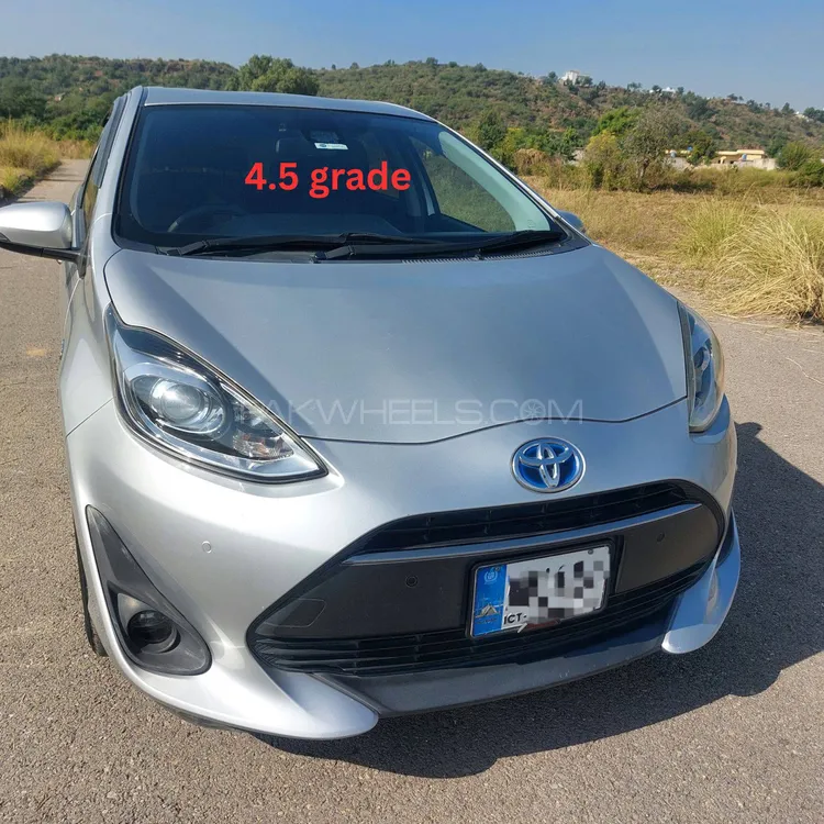 Toyota Aqua 2018 for Sale in Islamabad Image-1