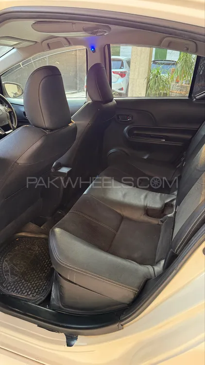Toyota Aqua 2016 for Sale in Peshawar Toyota Aqua 2016 for Sale in Peshawar Image-7