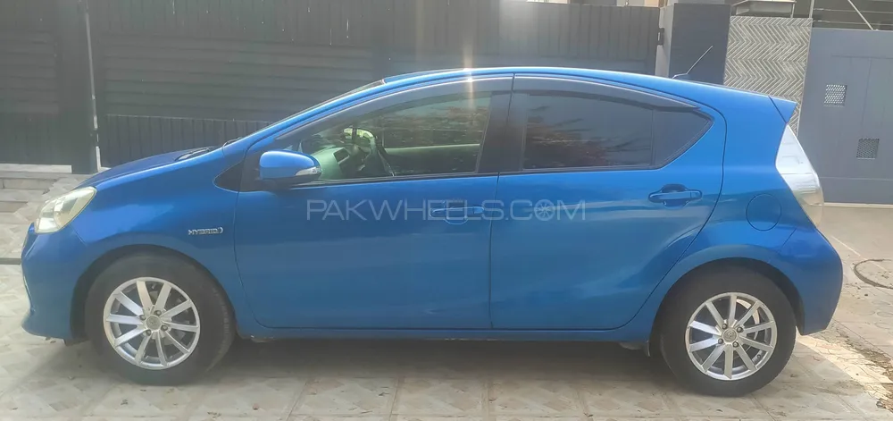 Toyota Aqua 2014 for Sale in Lahore Toyota Aqua 2014 for Sale in Lahore Image-8