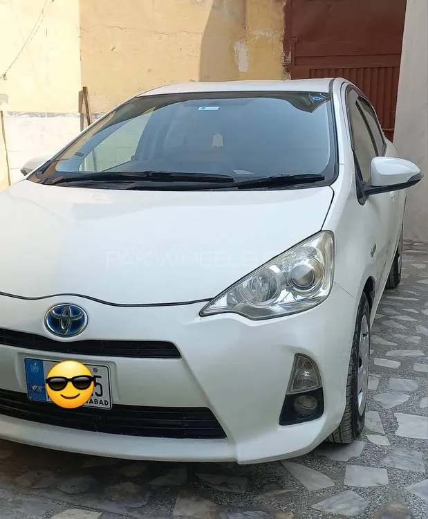 Toyota Aqua 2012 for Sale in Peshawar Toyota Aqua 2012 for Sale in Peshawar Image-1
