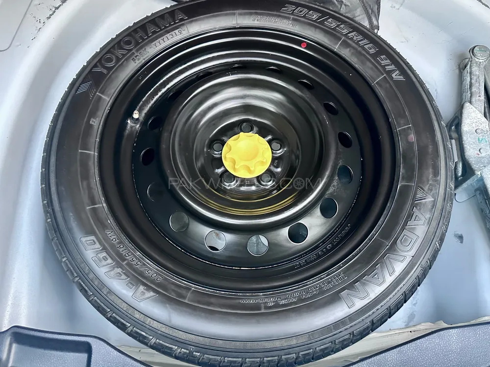 Toyota Corolla 2019 for Sale in Lahore Toyota Corolla 2019 for Sale in Lahore Image-11