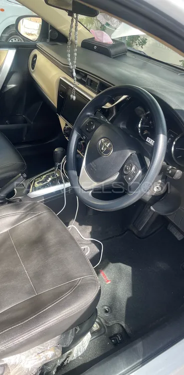 Toyota Corolla 2019 for Sale in Chunian Toyota Corolla 2019 for Sale in Chunian Image-3