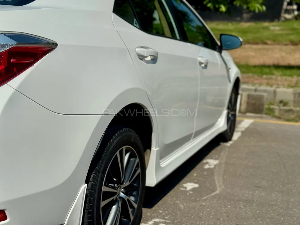 Toyota Corolla 2020 for Sale in Rawalpindi Toyota Corolla 2020 for Sale in Rawalpindi Image-4