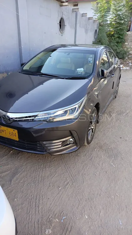 Toyota Corolla 2018 for Sale in Karachi Image-1