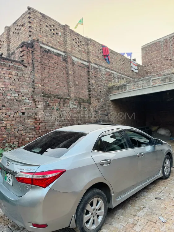 Toyota Corolla 2015 for Sale in Sialkot Toyota Corolla 2015 for Sale in Sialkot Image-5
