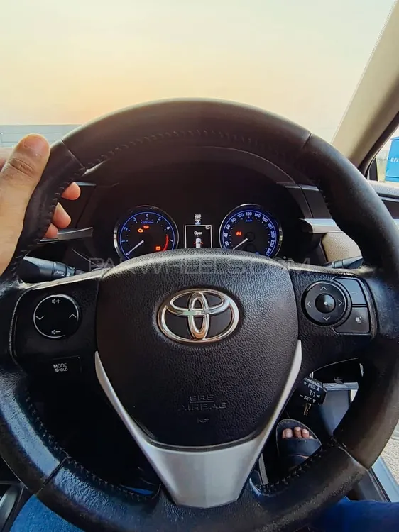 Toyota Corolla 2016 for Sale in Lahore Toyota Corolla 2016 for Sale in Lahore Image-4