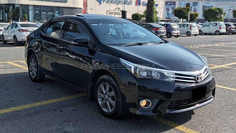 Toyota Corolla 2016 for Sale in Lahore Toyota Corolla 2016 for Sale in Lahore Image-5