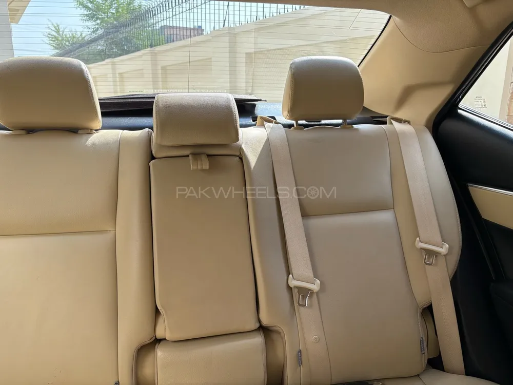 Toyota Corolla 2019 for Sale in Mandi bahauddin Toyota Corolla 2019 for Sale in Mandi bahauddin Image-3