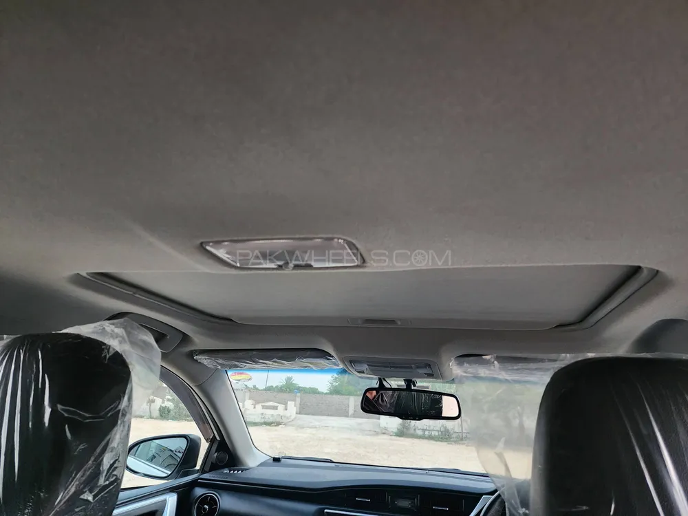 Toyota Corolla 2022 for Sale in Dera ismail khan Toyota Corolla 2022 for Sale in Dera ismail khan Image-9