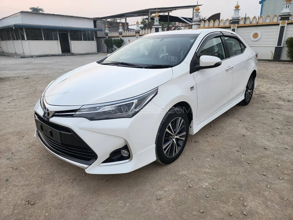 Toyota Corolla 2022 for Sale in Dera ismail khan Toyota Corolla 2022 for Sale in Dera ismail khan Image-3