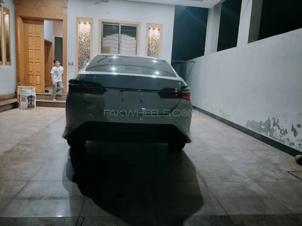 Toyota Corolla 2025 for Sale in Gujranwala Toyota Corolla 2025 for Sale in Gujranwala Image-2
