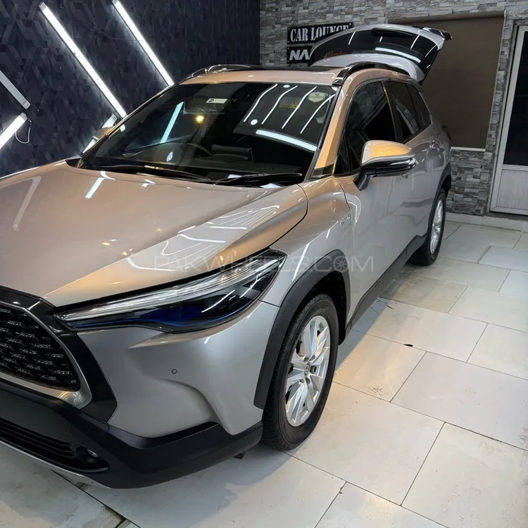 Toyota Corolla Cross 2023 for Sale in Lahore Toyota Corolla Cross 2023 for Sale in Lahore Image-2