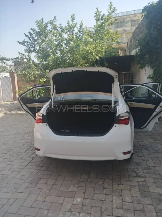 ٹویوٹا کرولا 2018 for Sale in گجر خان ٹویوٹا کرولا 2018 for Sale in گجر خان Image-9