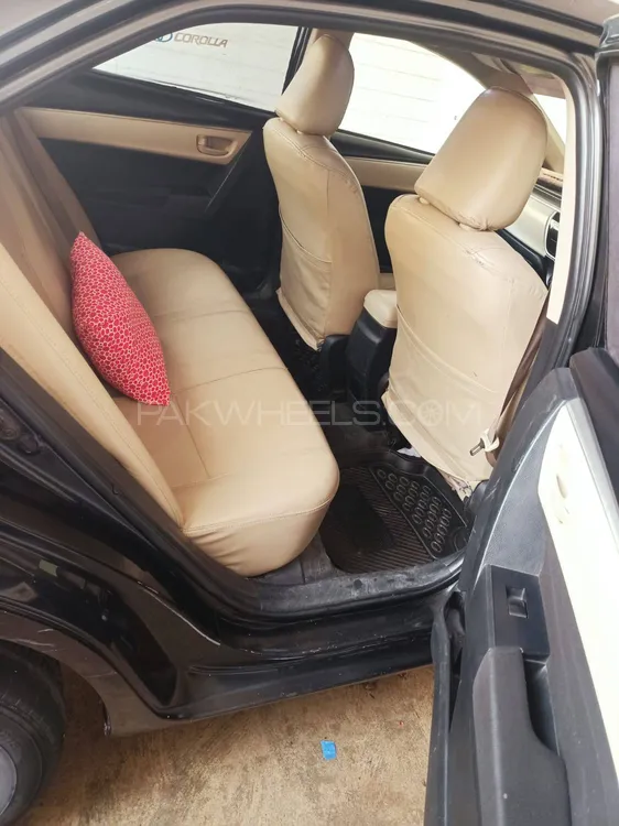 Toyota Corolla 2016 for Sale in Gujranwala Toyota Corolla 2016 for Sale in Gujranwala Image-3