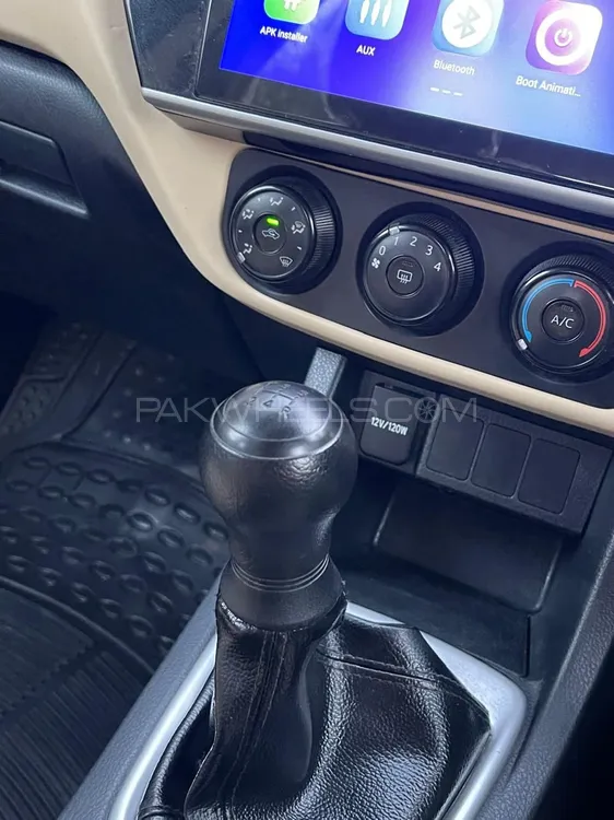 Toyota Corolla 2017 for Sale in Lahore Toyota Corolla 2017 for Sale in Lahore Image-13