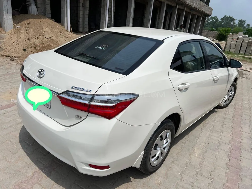 Toyota Corolla 2018 for Sale in Gujrat Image-1