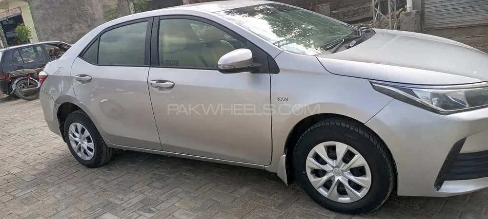 Toyota Corolla 2018 for Sale in Sadiqabad Toyota Corolla 2018 for Sale in Sadiqabad Image-15