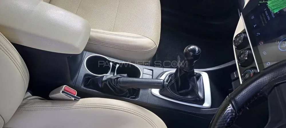 Toyota Corolla 2018 for Sale in Sadiqabad Toyota Corolla 2018 for Sale in Sadiqabad Image-14