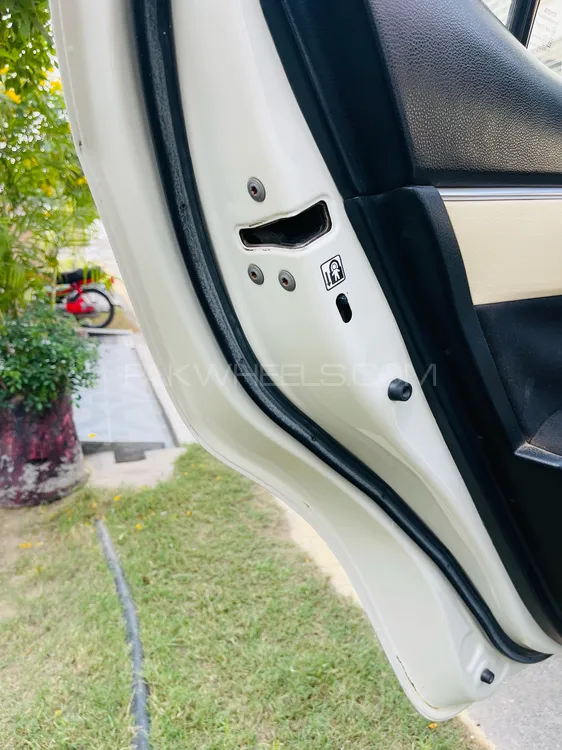 Toyota Corolla 2019 for Sale in Faisalabad Toyota Corolla 2019 for Sale in Faisalabad Image-16