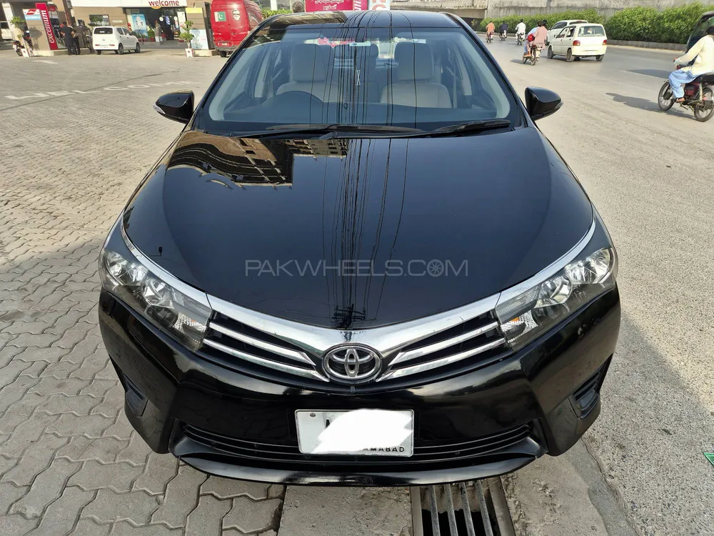 Toyota Corolla 2016 for Sale in Islamabad Image-1