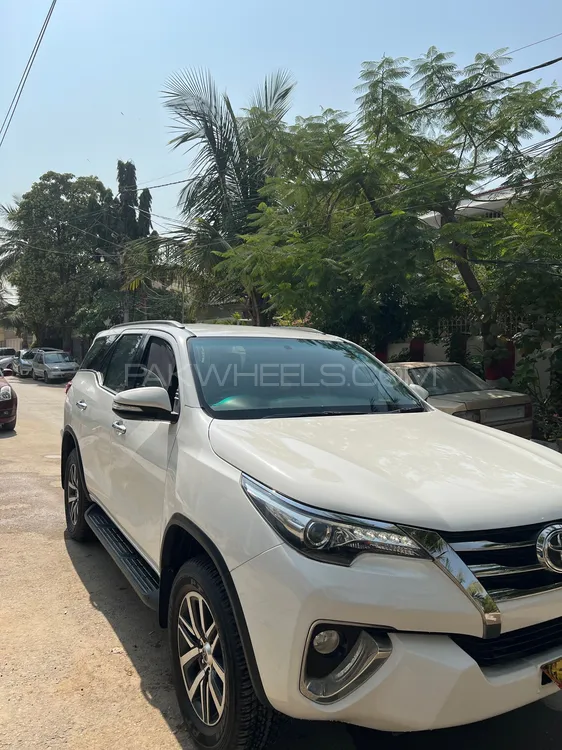Toyota Fortuner 2017 for Sale in Karachi Toyota Fortuner 2017 for Sale in Karachi Image-2