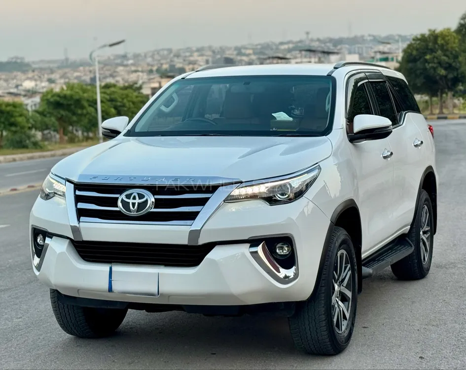 Toyota Fortuner 2020 for Sale in Islamabad Toyota Fortuner 2020 for Sale in Islamabad Image-3