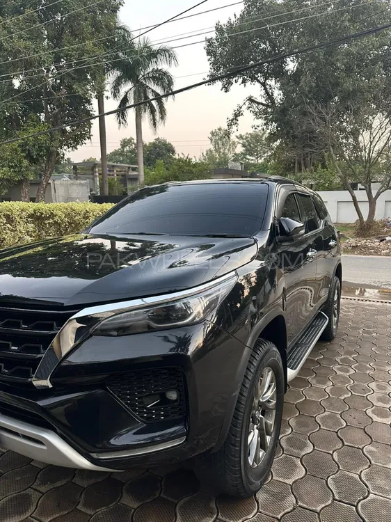 Toyota Fortuner 2021 for Sale in Sialkot Toyota Fortuner 2021 for Sale in Sialkot Image-3