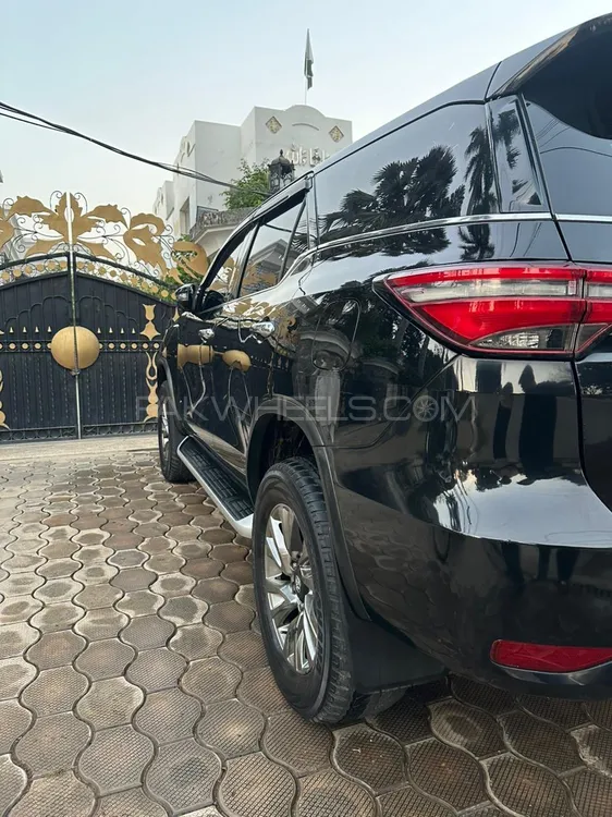 Toyota Fortuner 2021 for Sale in Sialkot Toyota Fortuner 2021 for Sale in Sialkot Image-6