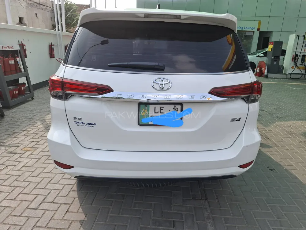 Toyota Fortuner 2019 for Sale in Sargodha Toyota Fortuner 2019 for Sale in Sargodha Image-2